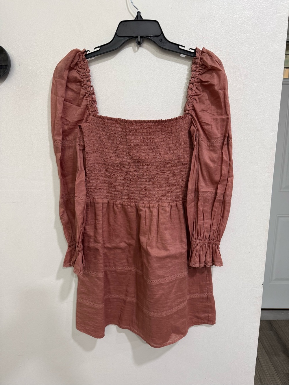NEW Reformation Women's Size 6 Dunes Long Sleeve Smocked Dress Praline